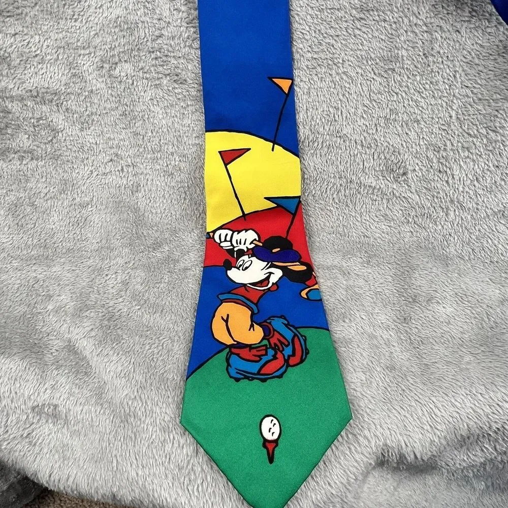 Mickey Mouse Playing Golf Novelty Necktie Tie Silk Blue Green Yellow Vintage NWT